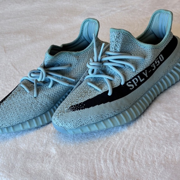 Adidas YEEZY BOOST 350 V2 in Salt HQ2060 ------------ SIZE 10M! - Picture 7 of 11